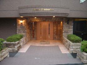 2/2 エントランス