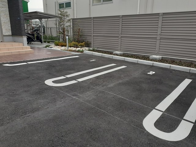 14/20 駐車場