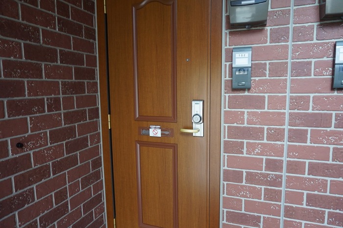 2/5 エントランス