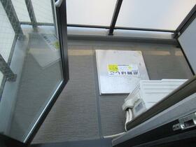 13/23 バルコニー