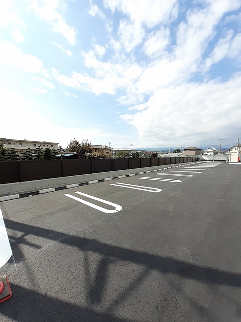 14/20 駐車場
