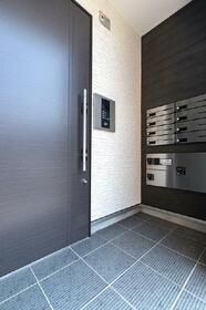 2/3 エントランス