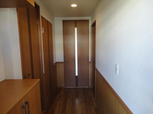 16/30 玄関