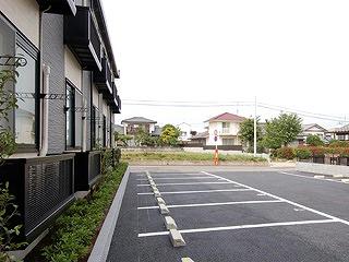 14/15 駐車場