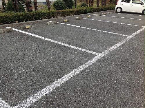 14/14 駐車場