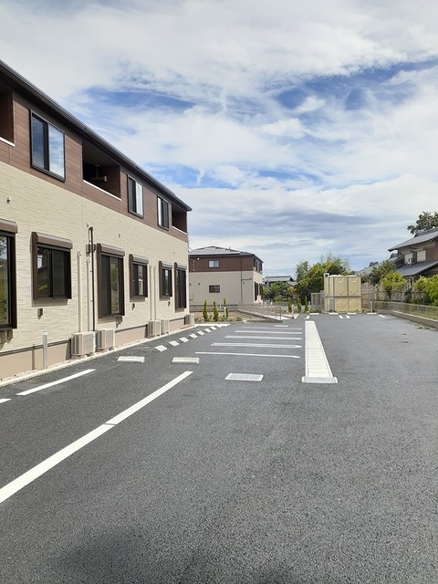 16/22 駐車場