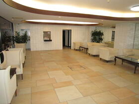 15/15 エントランス