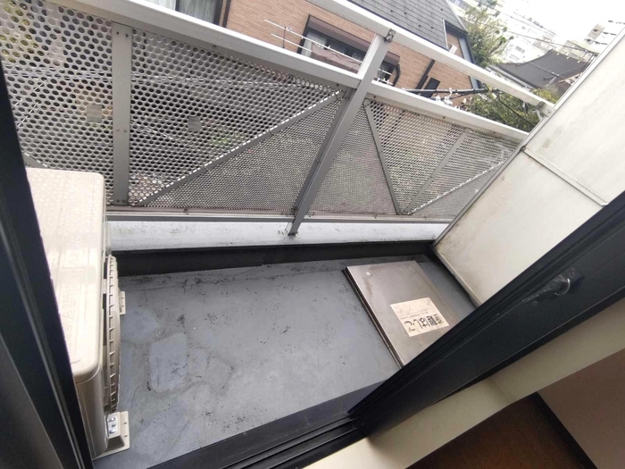 14/20 バルコニー