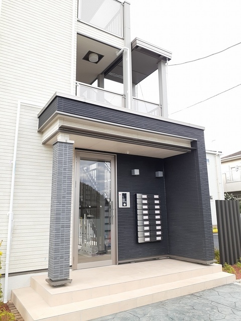 13/20 エントランス