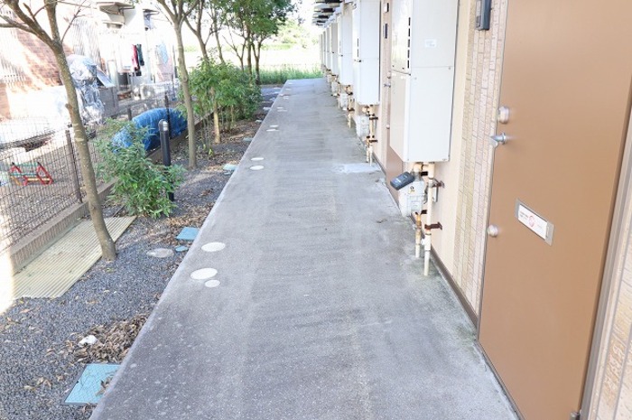 18/19 エントランス