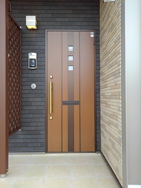 14/20 エントランス