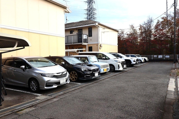 3/3 駐車場