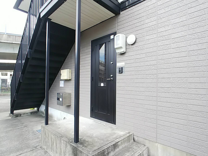 16/17 エントランス