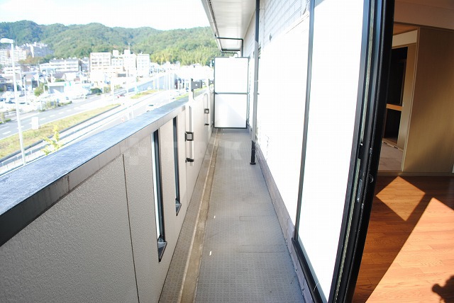 15/26 バルコニー