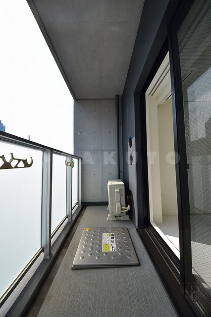 18/30 バルコニー