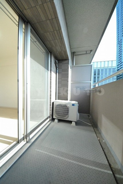 17/27 バルコニー