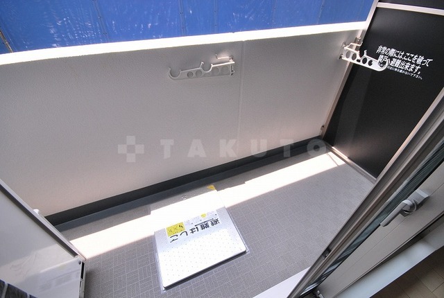 20/30 バルコニー