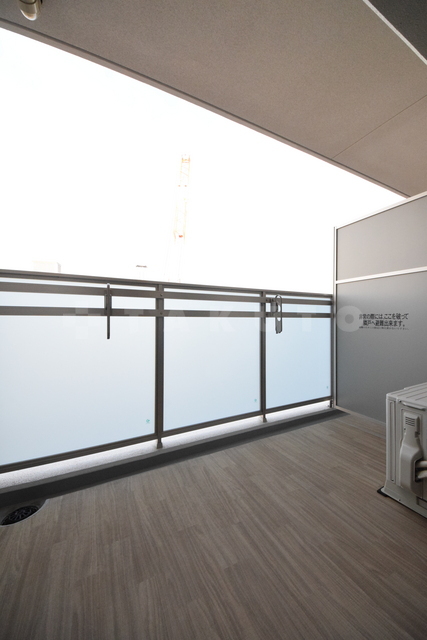 21/30 バルコニー