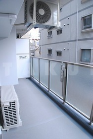 16/27 バルコニー