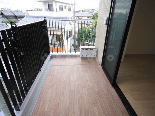 23/30 バルコニー