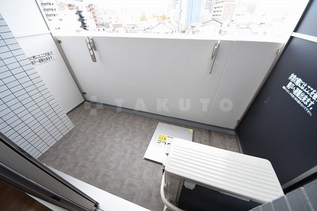 13/22 バルコニー