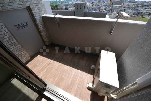 19/30 バルコニー