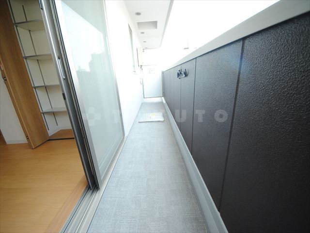 18/25 バルコニー