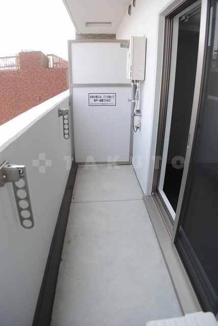 18/30 バルコニー