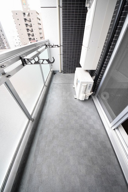 25/30 バルコニー