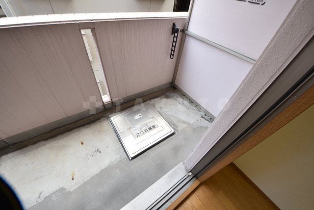 14/27 バルコニー