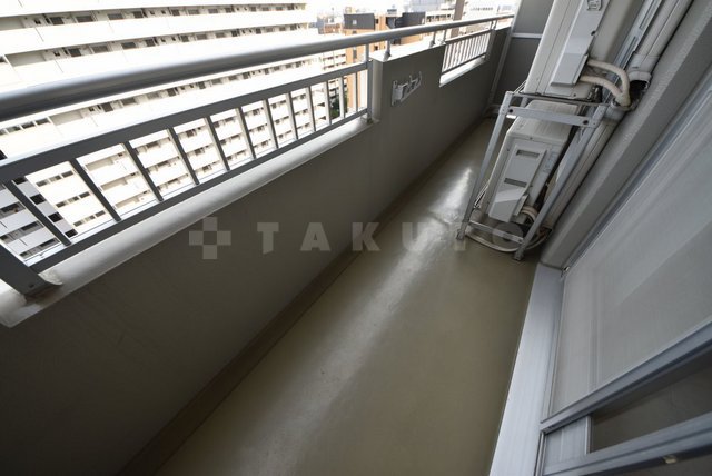 19/30 バルコニー