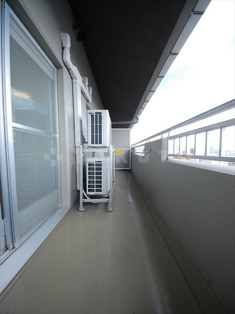 20/30 バルコニー