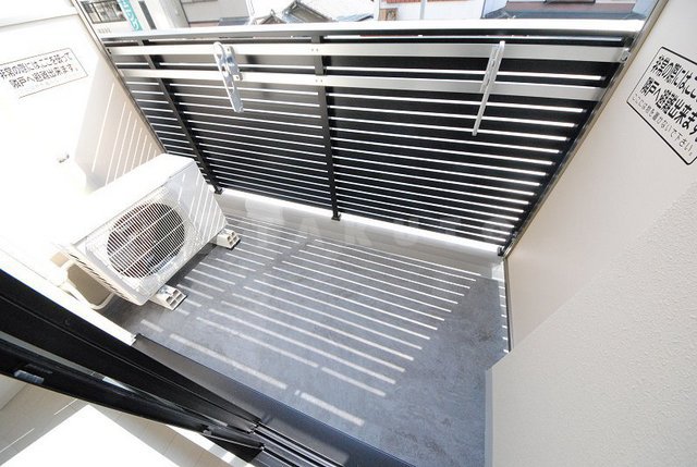 17/28 バルコニー