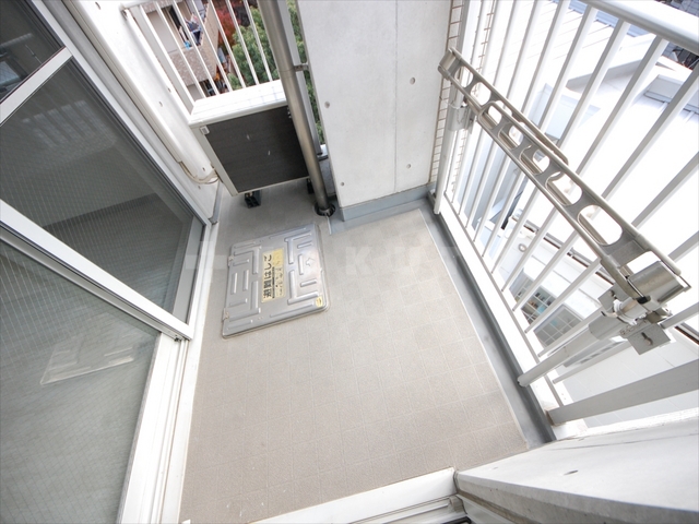 21/30 バルコニー