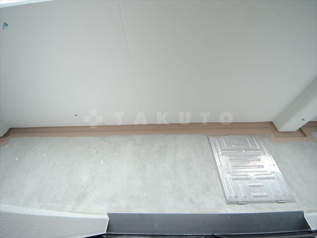 16/27 バルコニー