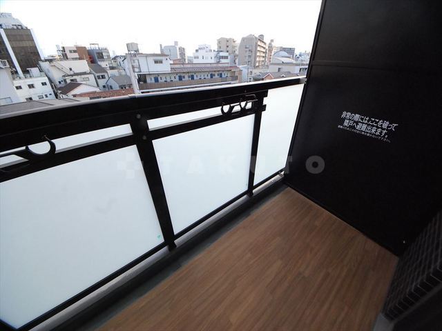 21/30 バルコニー