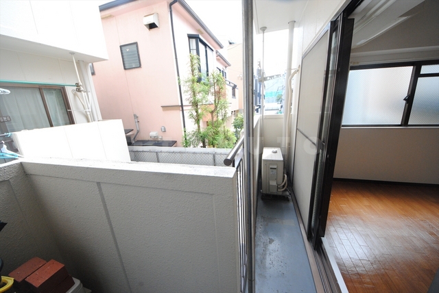 19/30 バルコニー