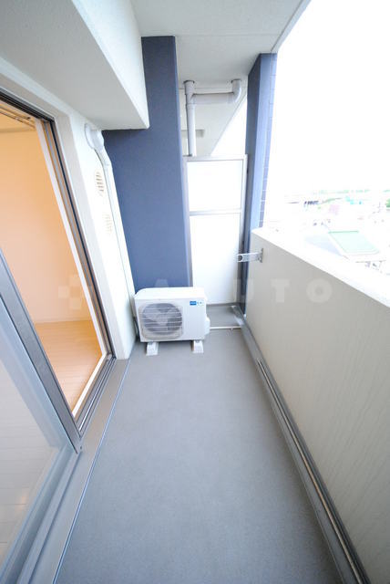 19/30 バルコニー