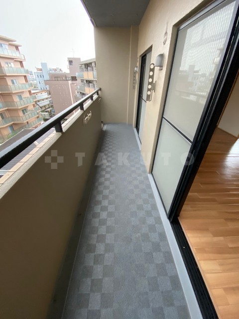 20/30 バルコニー