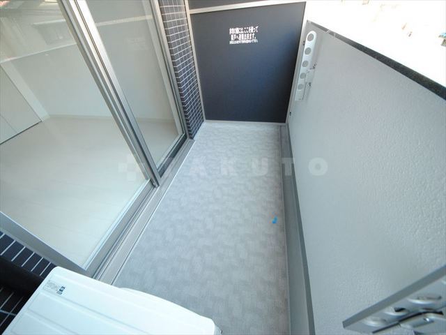 16/28 バルコニー