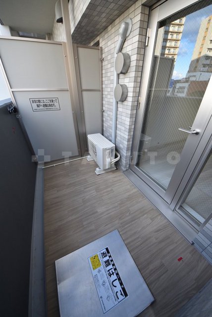 18/28 バルコニー