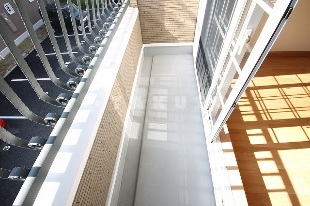 21/30 バルコニー