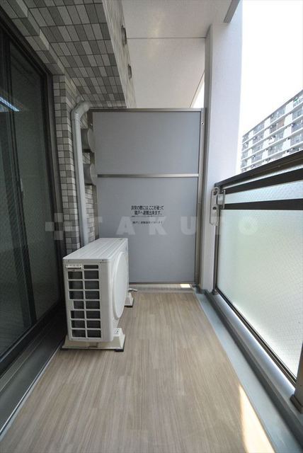 17/28 バルコニー