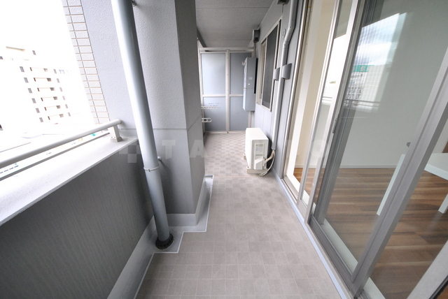 21/30 バルコニー