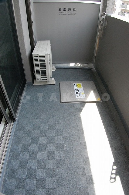 16/28 バルコニー