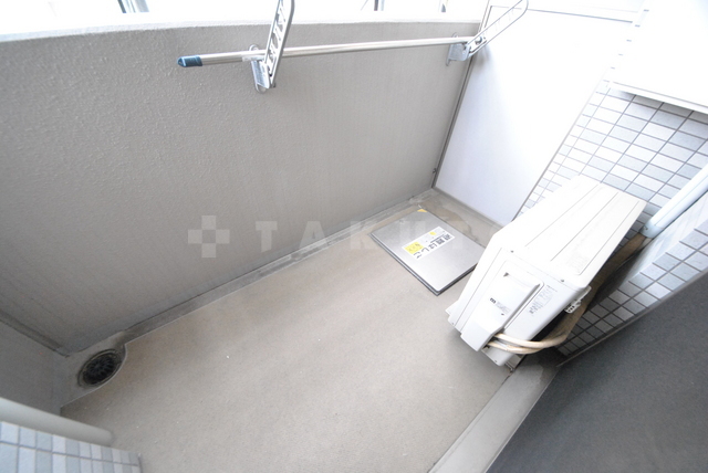 14/27 バルコニー