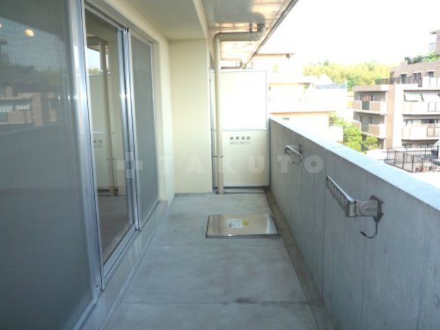 14/30 バルコニー