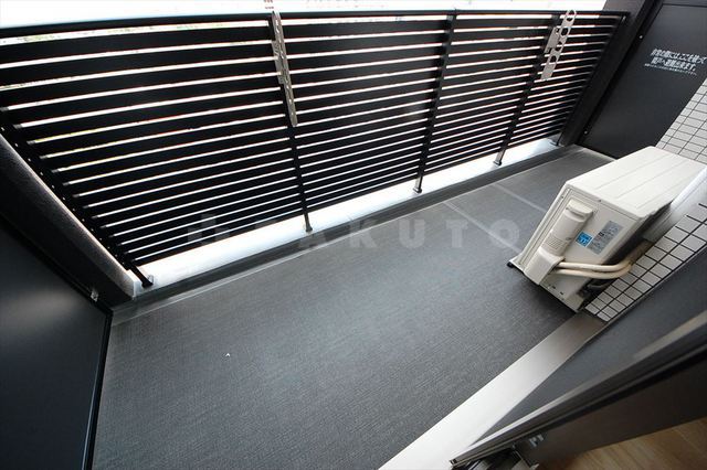 17/29 バルコニー