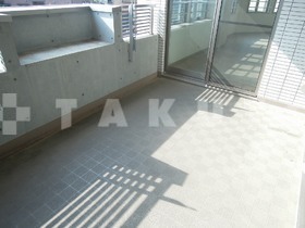 19/30 バルコニー