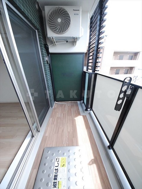 21/30 バルコニー